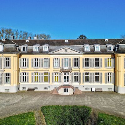 Front Schloß Morsbroich