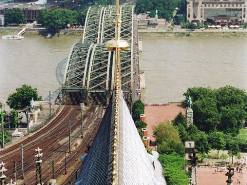 2002