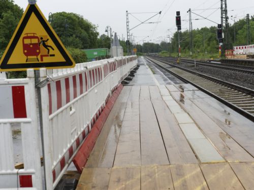 2014 Behelfsbahnsteig